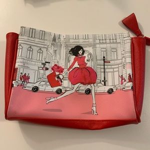 Elizabeth Arden makeup bag